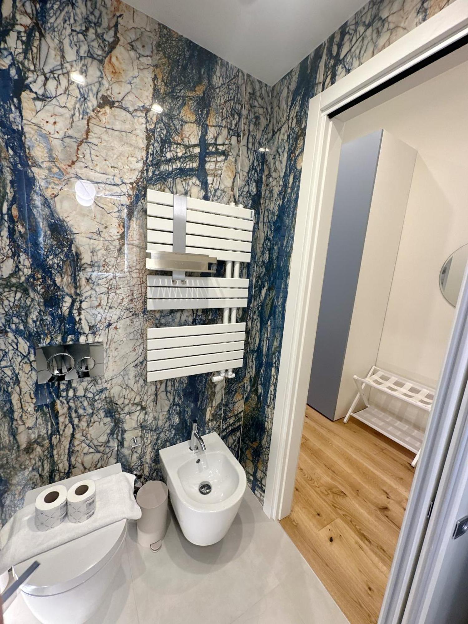 Private Apartment With Wi-Fi Milano City Near Duomo Atena Exteriör bild