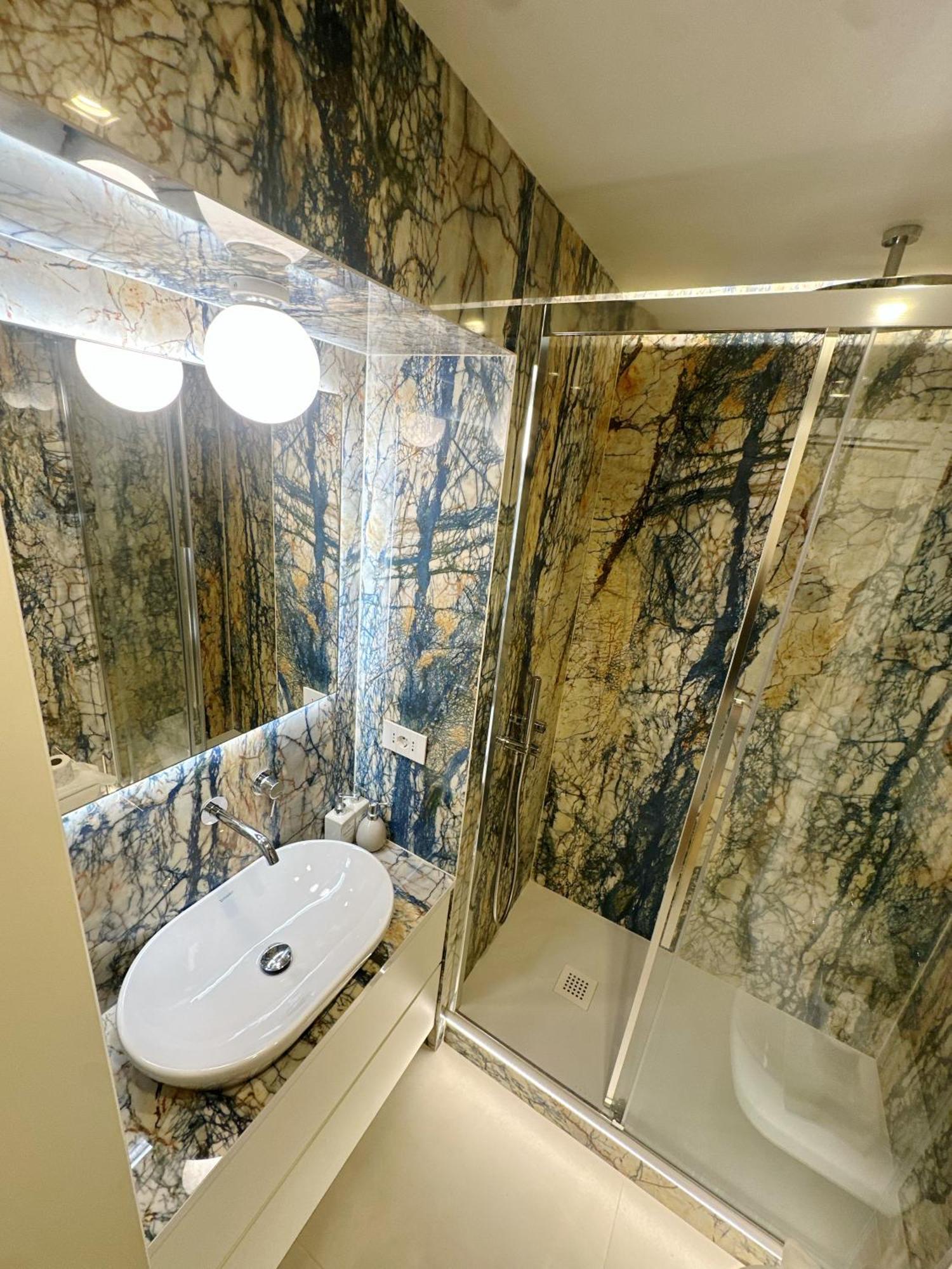 Private Apartment With Wi-Fi Milano City Near Duomo Atena Exteriör bild